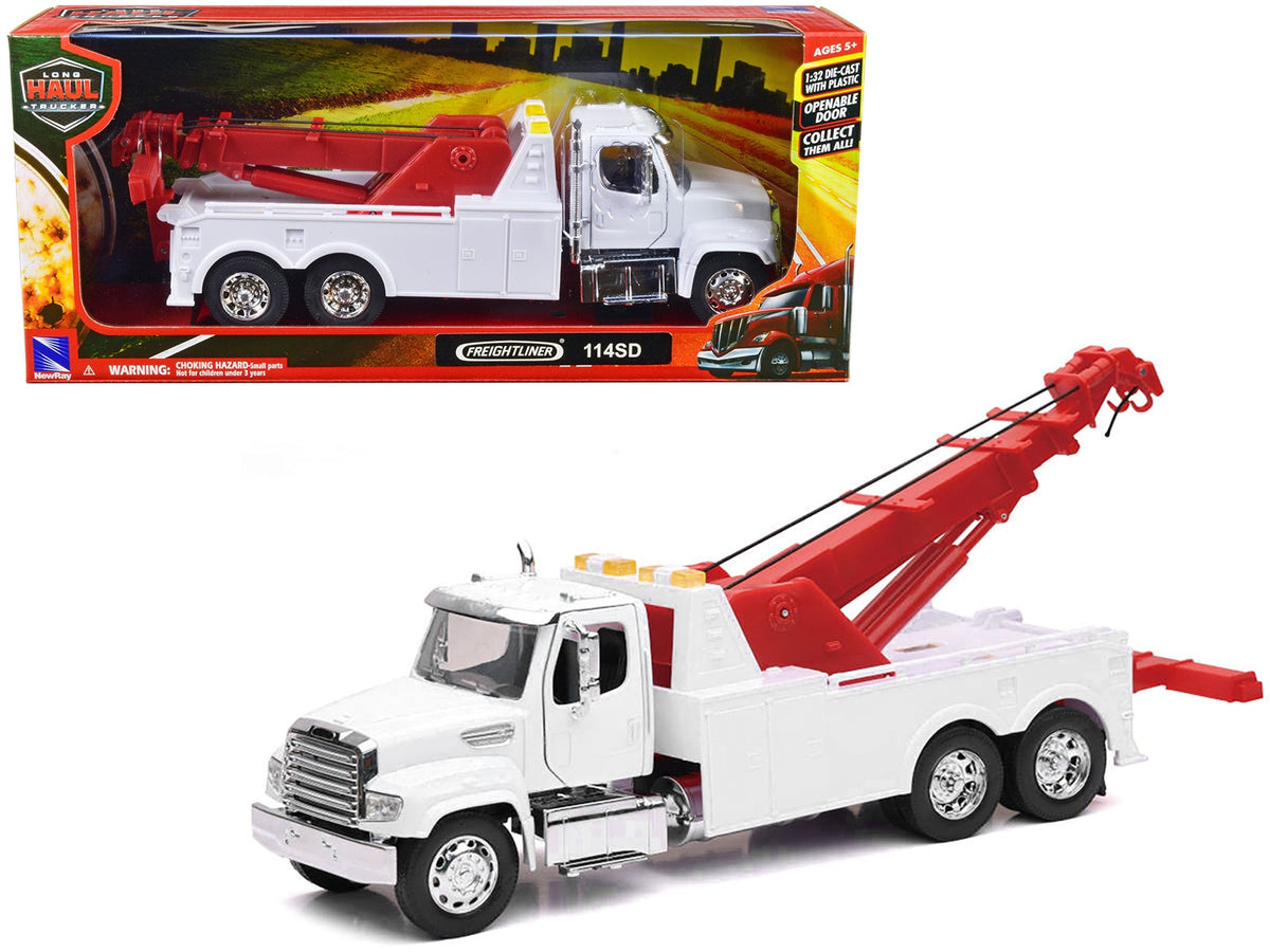 Freightliner 114SD Tow Truck White and Red "Long Haul Trucker" Series 1/32 Diecast Model by New Ray W2B