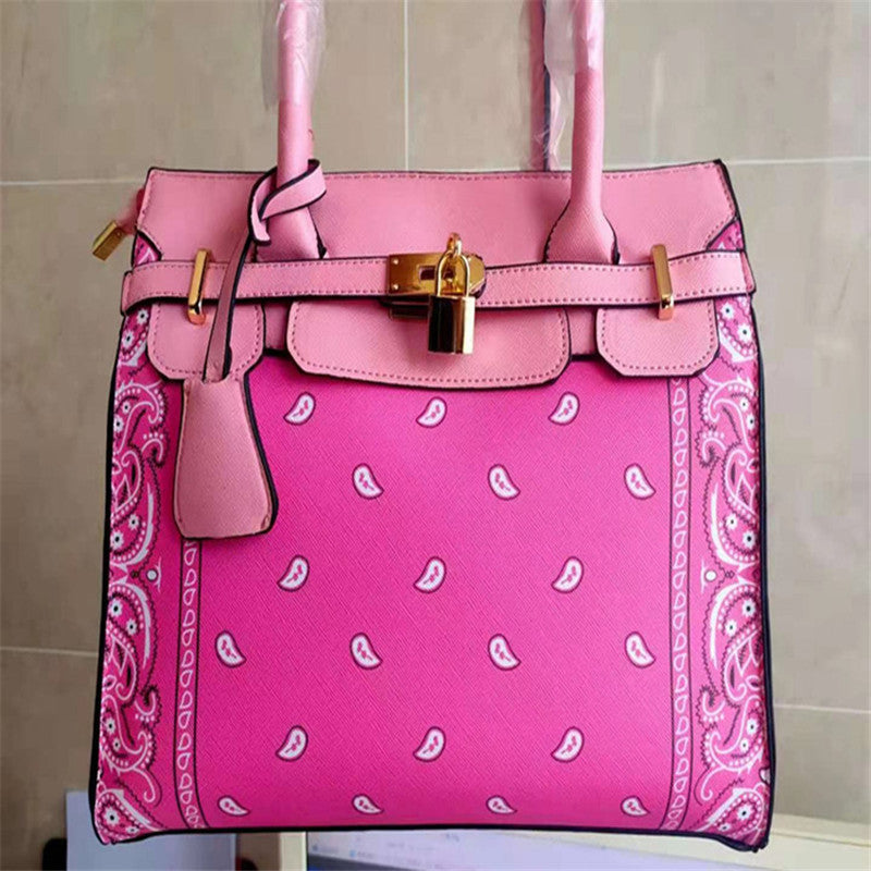 Chic & Sophisticated Shoulder Bag – Minimalist Elegance for Modern Women LadyShow.Store