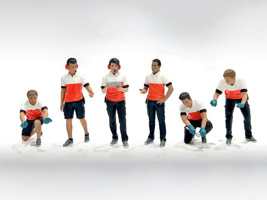 "Race Crew" 6 piece Figure Set for 1/24 Scale Models by American Diorama American Diorama