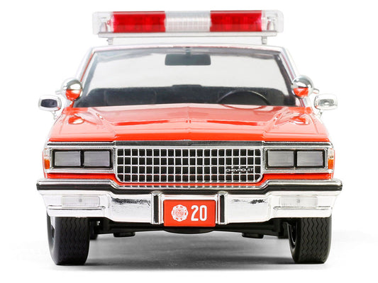 1987 Chevrolet Caprice 9C1 "FDNY (The Official Fire Department City of New York)" Red with White Top and Stripes "Artisan Collection" 1/18 Diecast Model Car by Greenlight Greenlight
