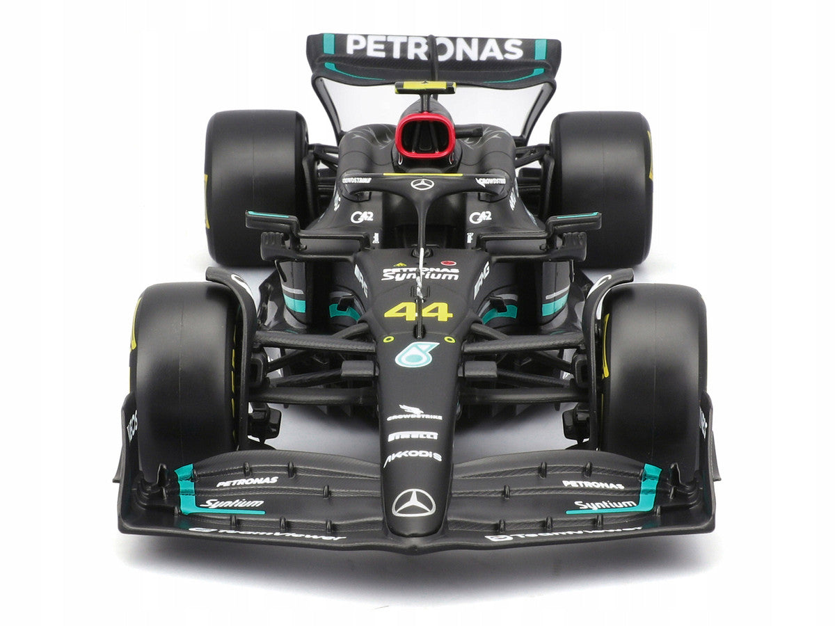 Mercedes-AMG F1 W14 E Performance #44 Lewis Hamilton "Petronas" Formula One F1 "World Championship" (2023) with Driver Figure "Race" Series 1/24 Diecast Model Car by Bburago Bburago