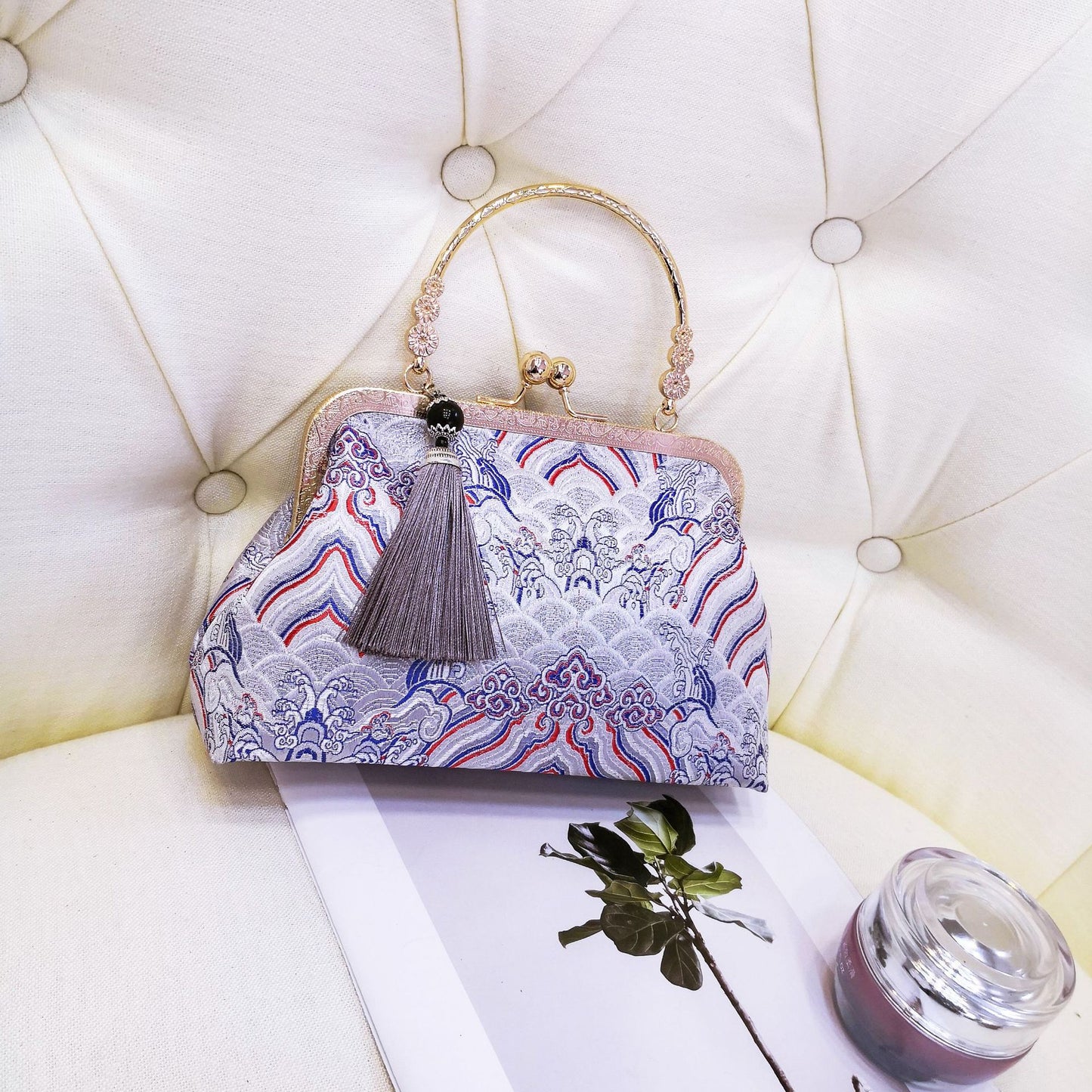 Elegant Retro Handbag Antique Small Bag Handbag CJD