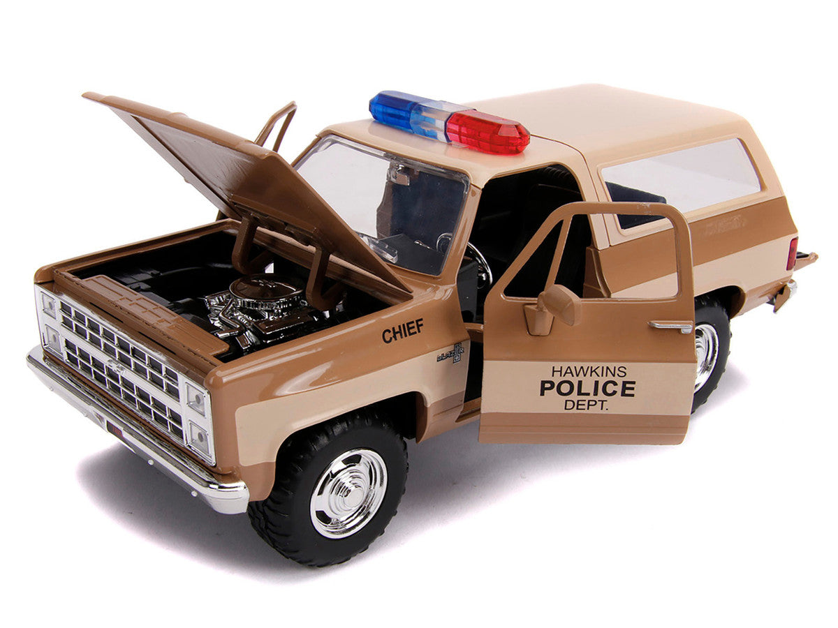 Hopper's Chevrolet Blazer with Police Badge "Hawkins Police Dept." "Stranger Things" (2016) TV Series 1/24 Diecast Model Car by Jada Jada