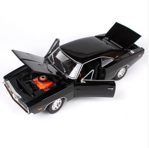 1969 Dodge Charger R/T Black 1/18 Diecast Model Car by Maisto Maisto