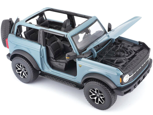 2021 Ford Bronco Badlands Blue "Special Edition" 1/18 Diecast Model Car by Maisto Maisto