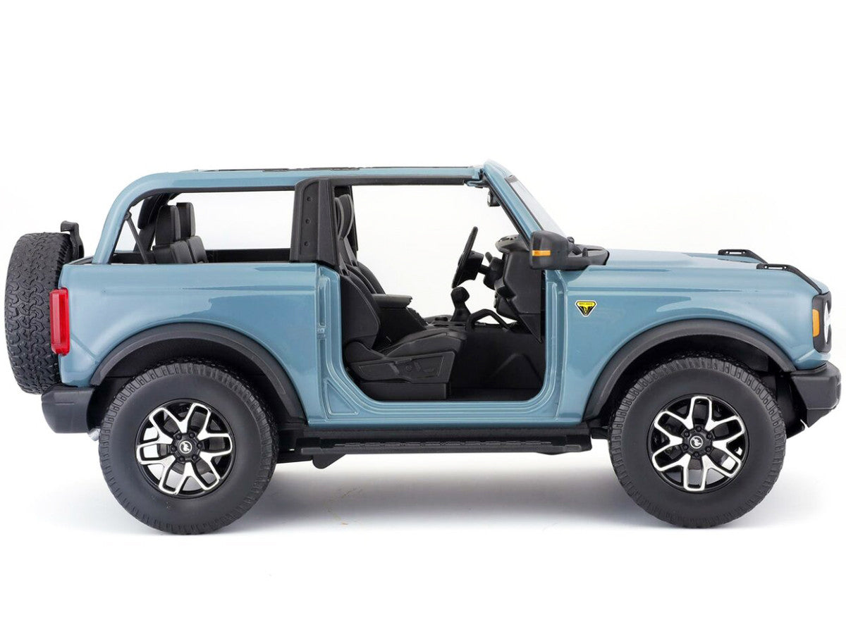 2021 Ford Bronco Badlands Blue "Special Edition" 1/18 Diecast Model Car by Maisto Maisto