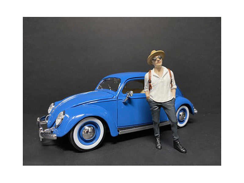 "Partygoers" Figurine III for 1/24 Scale Models by American Diorama-0