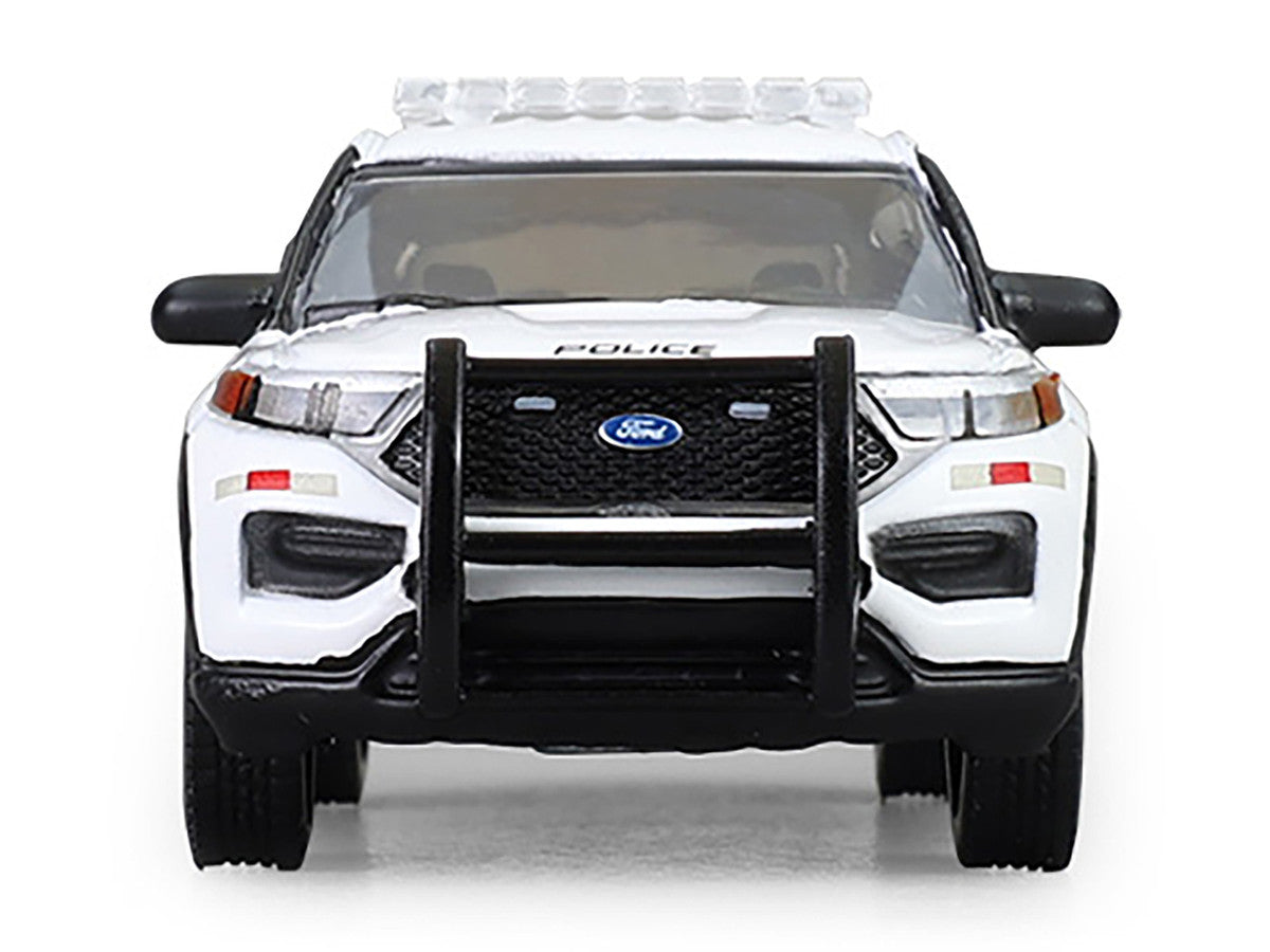 2024 Ford Police Interceptor Utility "Canada Military Police" White with Graphics "Hot Pursuit - Canada Special Edition" Series 1/64 Diecast Model Car by Greenlight Greenlight