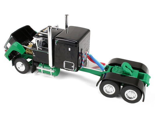 Ford LTL 9000 with 60" Flat Top Sleeper and 45' Wilson Vintage Livestock Trailer Black and Green 1/64 Diecast Model by DCP/First Gear-1
