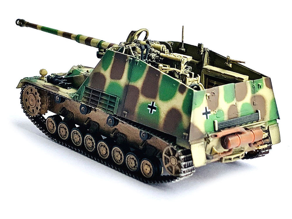 German Sd.Kfz.164 Hornisse "Nashorn" Armored Vehicle "German Army" "NEO Dragon Armor" Series 1/72 Plastic Model by Dragon Models Dragon Models