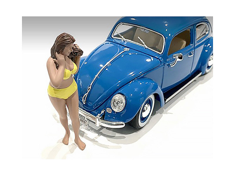 Beach Girl Amy Figurine for 1/24 Scale Models by American Diorama-1