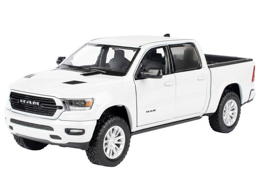2019 RAM 1500 Laramie Crew Cab Pickup Truck White "Timeless Legends" Series 1/24 Diecast Model Car by Motormax-1