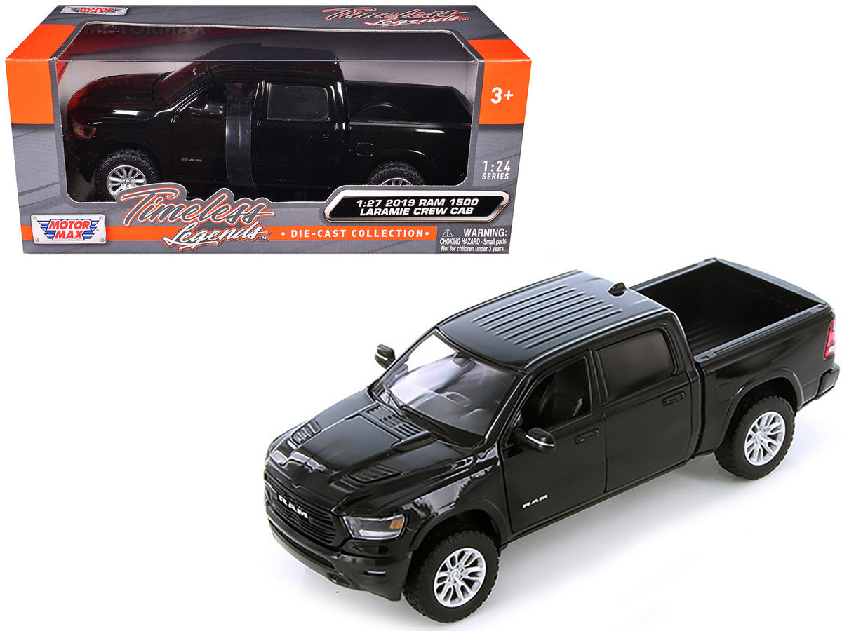 2019 RAM 1500 Laramie Crew Cab Pickup Truck Black 1/24 Diecast Model Car by Motormax Motormax