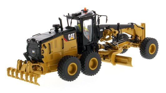 CAT Caterpillar 14M3 Motor Grader with Operator "High Line Series" 1/50 Diecast Model by Diecast Masters-1