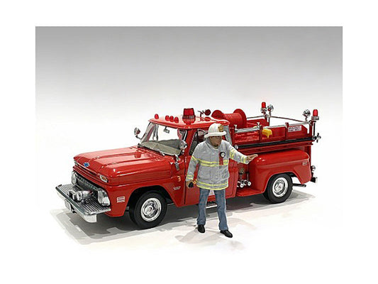 "Firefighters" Fire Captain Figure for 1/24 Scale Models by American Diorama American Diorama