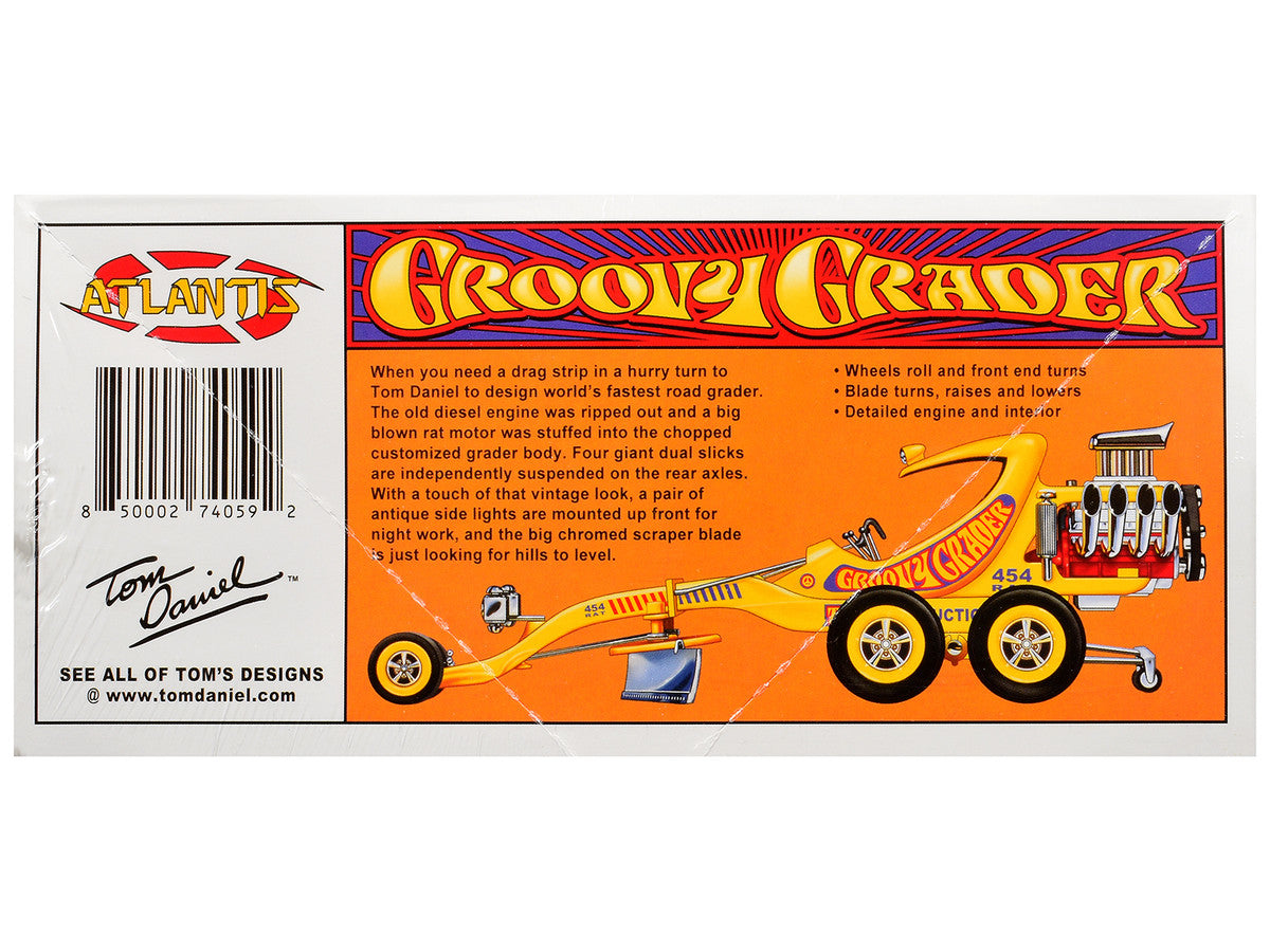 Skill 2 Model Kit Tom Daniel's Groovy Grader Dragster 1/24 Scale Model by Atlantis-4