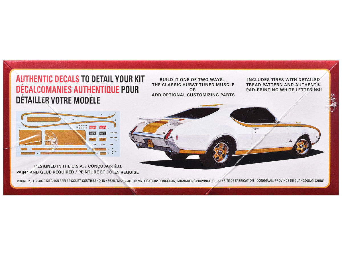 Skill 2 Model Kit 1969 Hurst Oldsmobile Cutlass 1/25 Scale Model by AMT AMT