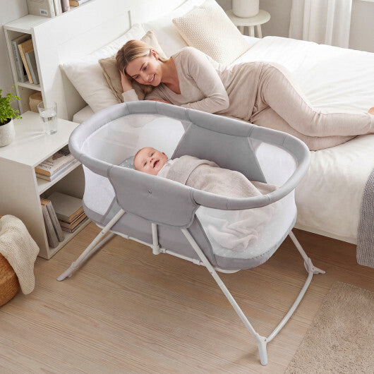 2 in 1 Baby Bassinet with Rocking Motion Foldable Bedside Sleeper with Breathable Mesh-Grey W2B