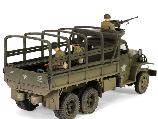 GMC CCKW-353B Cargo Truck "1st Infantry Division Weymouth England World War II" (1945) United States Army with Figures "Armoured Fighting Vehicle" Series 1/32 Diecast Model by Forces of Valor-1