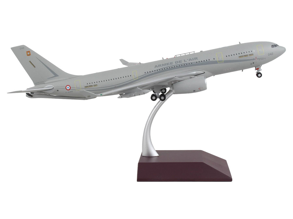 Airbus A330 MRTT Tanker Aircraft "Armee de l'Air" France Air Force "Gemini 200" Series 1/200 Diecast Model Airplane by GeminiJets GeminiJets