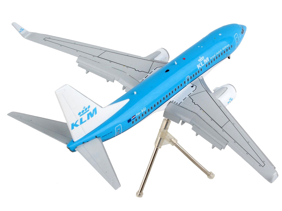 Boeing 737-700 Commercial Aircraft with Flaps Down "KLM Royal Dutch Airlines" Blue with White Tail "Gemini 200" Series 1/200 Diecast Model Airplane by GeminiJets GeminiJets