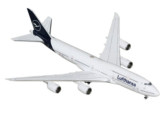 Boeing 747-8I Commercial Aircraft "Lufthansa" (D-ABYA) White with Dark Blue Tail 1/400 Diecast Model GeminiJets GeminiJets