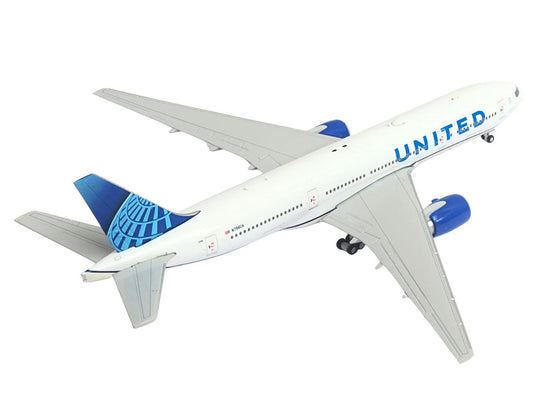 Boeing 777-200ER Commercial Aircraft "United Airlines" (N798UA) White with Blue Tail 1/400 Diecast Model Airplane by GeminiJets GeminiJets