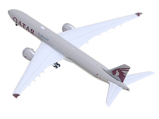 Boeing 777-9 Commercial Aircraft "Qatar Airways" (A7-BKA) Gray with Dark Red Tail Graphics 1/400 Diecast Model GeminiJets GeminiJets