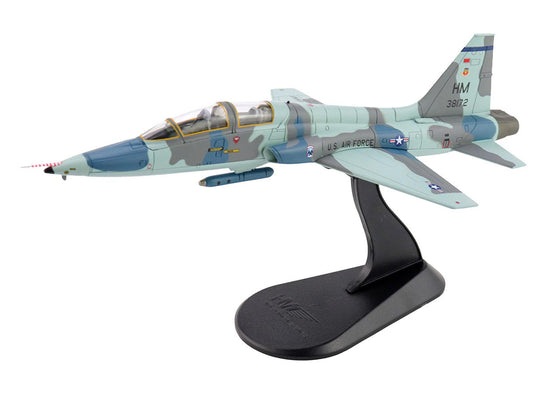 Northrop AT-38B Talon Aircraft "63-8172 479th TTW LIFT Trainer NASA" (1980s) United States Air Force "Air Power Series" 1/72 Diecast Model by Hobby Master Hobby Master
