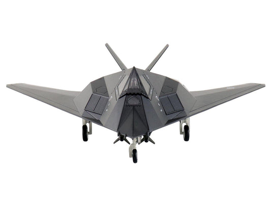 Lockheed YF-117 Nighthawk Stealth Aircraft "79-10782 410th FTS Edwards AFB" (2005) United States Air Force "Air Power Series" 1/72 Diecast Model by Hobby Master Hobby Master