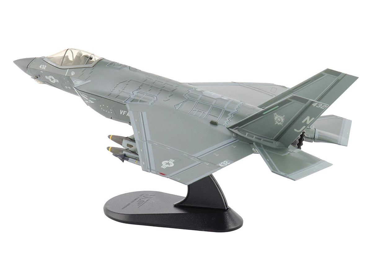 Lockheed F-35C Lightning II Aircraft "169034 VFA-125 Rough Raiders" (2022) United States Navy "Air Power Series" 1/72 Diecast Model by Hobby Master Hobby Master
