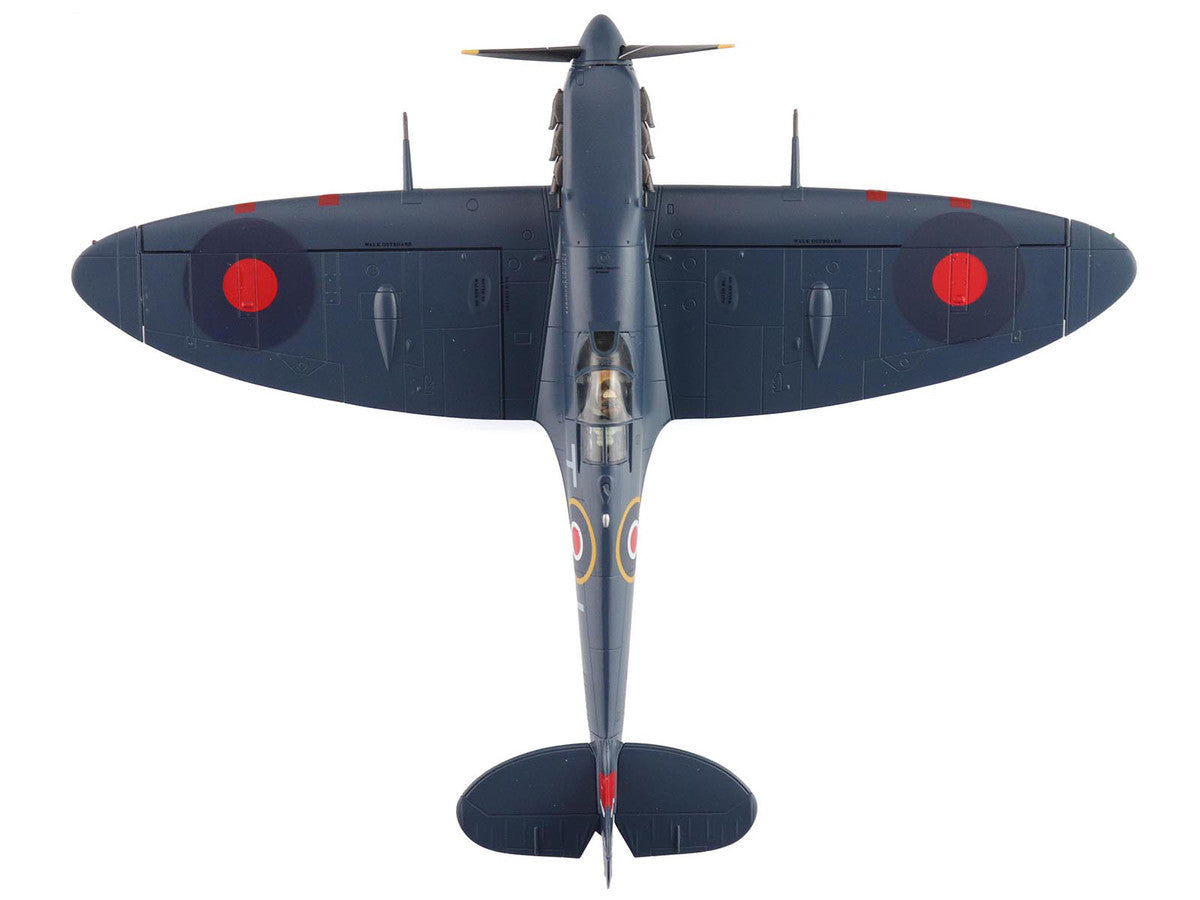 Supermarine Spitfire Mk.Vb Trop Fighter Aircraft "EP706 George Beurling No. 249 Squadron Malta" (1942) British Royal Air Force "Air Power Series" 1/48 Diecast Model by Hobby Master Hobby Master