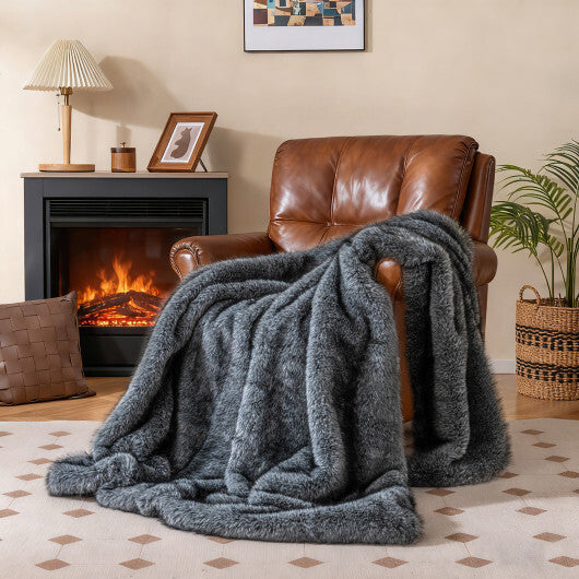 740GSM Soft Plush Fuzzy Luxury Faux Wolf Fur Blanket for Sofa-Gray W2B