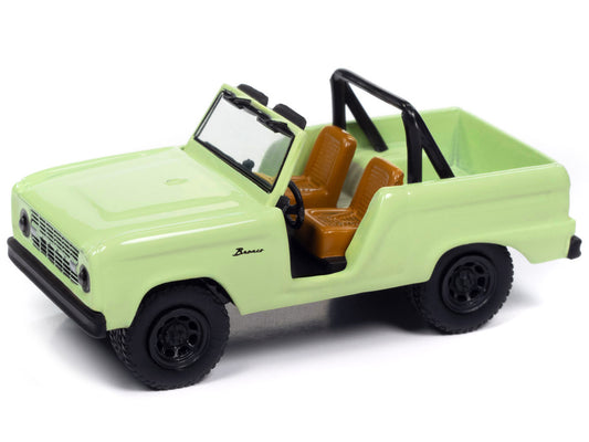 1967 Ford Bronco "Nick Cherrone" Glen Green "Classic Gold Collection" 1/64 Diecast Model Car by Johnny Lightning-1