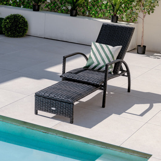 Patio Chaise Lounge Outdoor Rattan Lounge Chair with Retractable Ottoman W2B