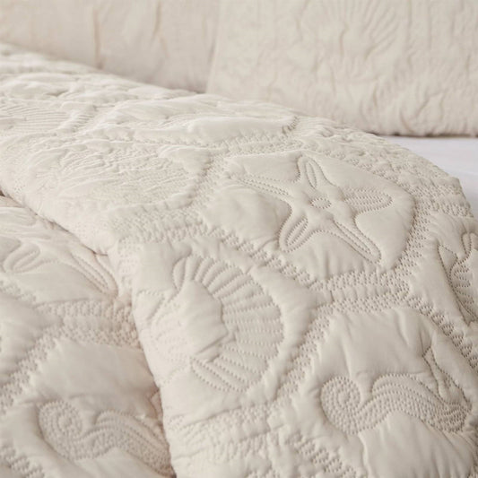 Queen Coastal Beach Starfish Seashells Seahorse Sand Tan 3-Piece Quilt Set FastFurnishings