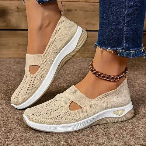 Women's shoes, casual sports shoes, solid color breathable sports soft-soled lightweight walking shoes, low-top knitted casual s LadyShow.Store