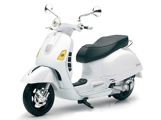 Vespa GTS 300 Super White Motorcycle 1/12 by New Ray-1