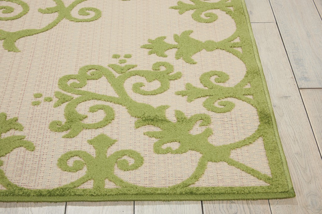 5' x 8' Green Medallion Indoor Outdoor Area Rug