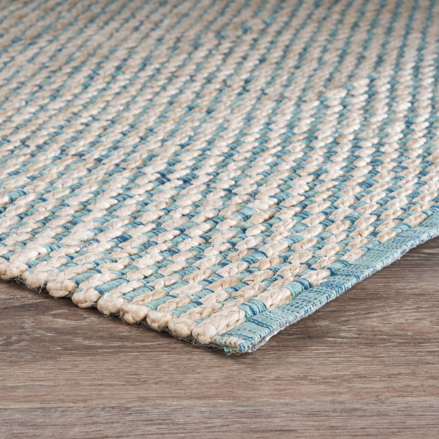 5' x 8' Blue and Beige Toned Area Rug