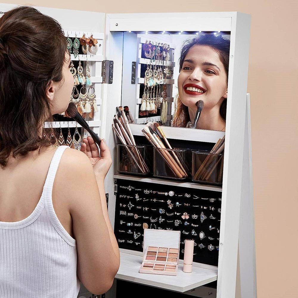 Makeup Accessories