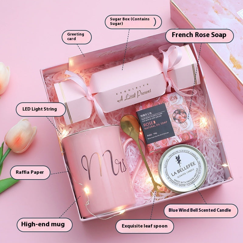 Gift Box For Mother's Day Wedding Favors CJD