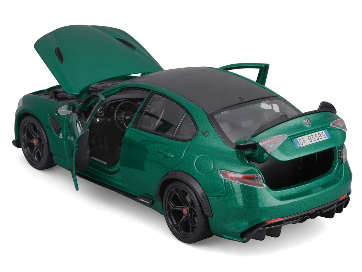 Alfa Romeo Giulia GTA Green Metallic with Carbon Top 1/18 Diecast Model Car by Bburago Bburago
