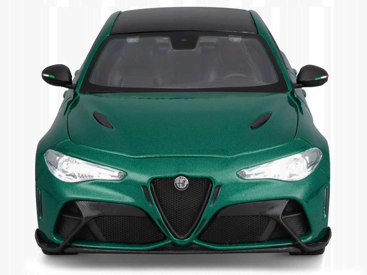 Alfa Romeo Giulia GTA Green Metallic with Carbon Top 1/18 Diecast Model Car by Bburago Bburago