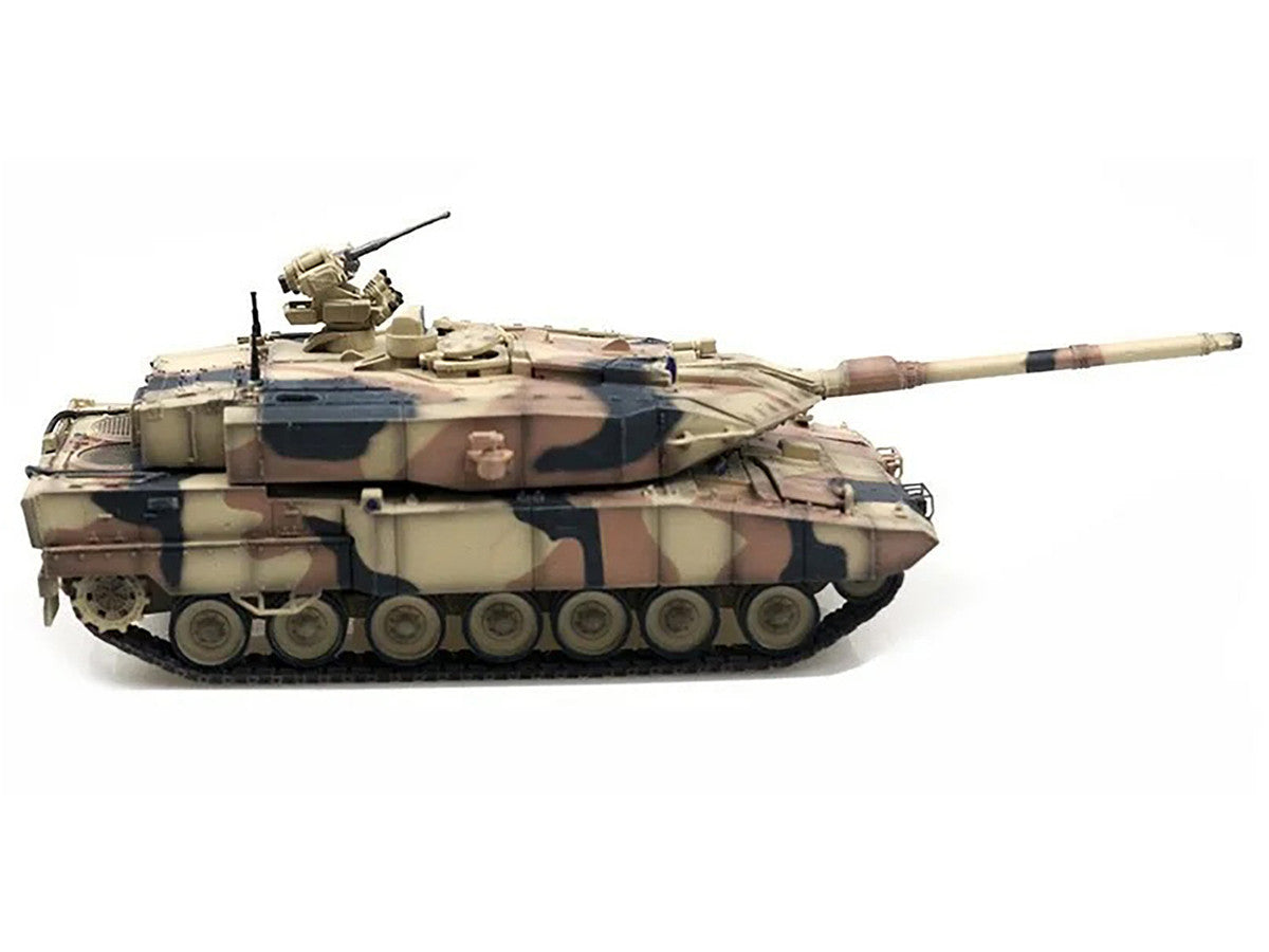 Leopard 2 A7+ Main Battle Tank "Desert Camouflage" German Army "Armor Premium" Series 1/72 Diecast Model by Panzerkampf Panzerkampf
