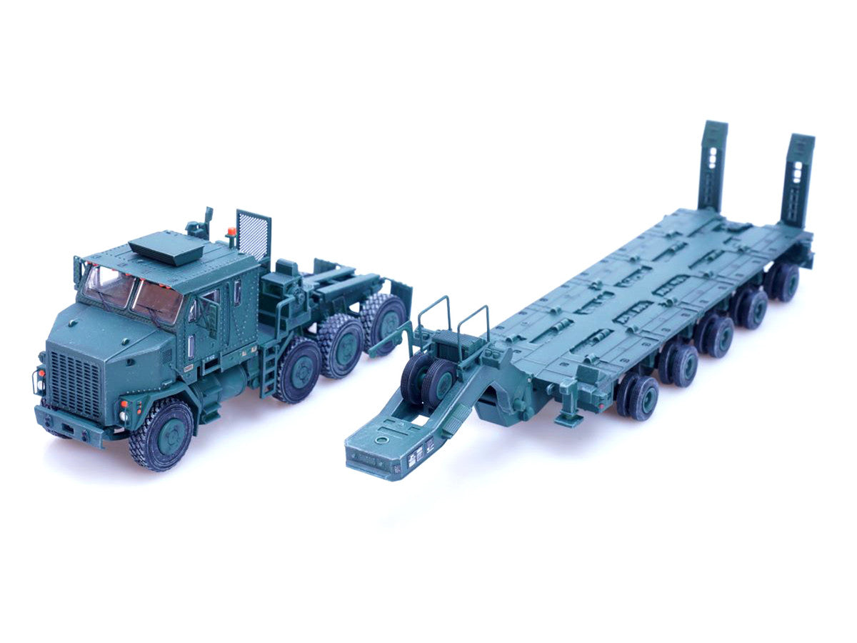 M1070 Heavy Equipment Transporter Army Green "Armor Premium" Series 1/72 Diecast Model by Panzerkampf Panzerkampf