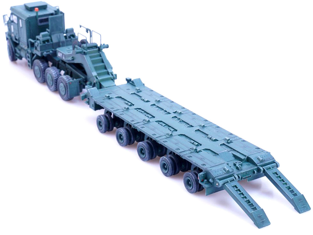 M1070 Heavy Equipment Transporter Army Green "Armor Premium" Series 1/72 Diecast Model by Panzerkampf Panzerkampf