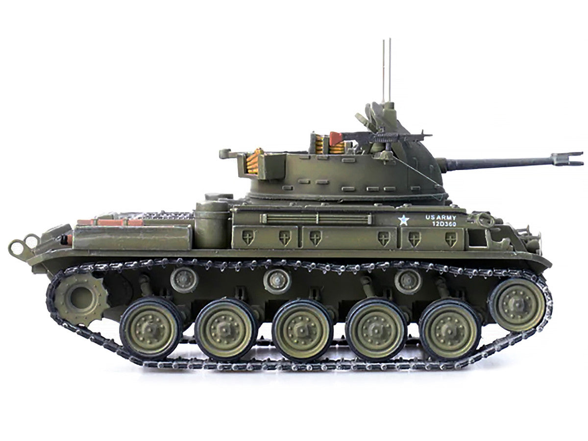 M42 Duster Self-Propelled Anti-Aircraft Gun "Delta Dud's" "US Army - Vietnam War II Field Force 5th Battalion 2nd Field Artillery Regimen" 1/72 Diecast Model by Panzerkampf-1
