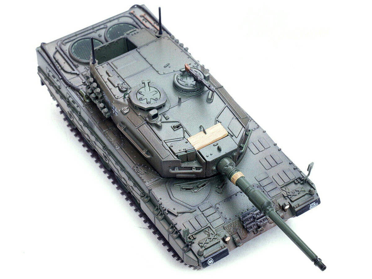 Leopard 2A4 Main Battle Tank with Snorkel "Green Camouflage" German Army "Armor Premium" Series 1/72 Diecast Model by Panzerkampf Panzerkampf