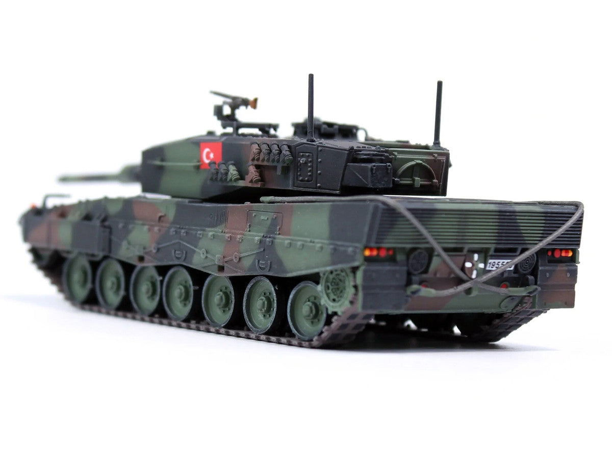 Leopard 2A4 Main Battle Tank "2nd Cavalry Armoured Brigade Turkey-Syria Border" (2016) Turkish Army "Armor Premium" Series 1/72 Diecast Model by Panzerkampf Panzerkampf